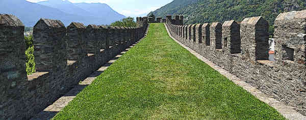 Castle Battlement Crenels