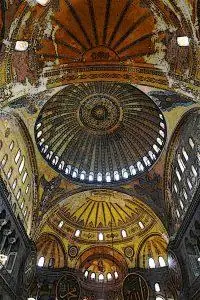 Byzantine-Architecture-Hagia-Sophia-The vaulting of the nave