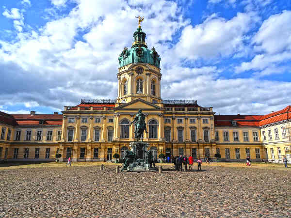 Grandiose-German-Castles-Charlottenburg-Palace