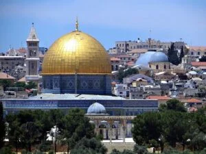 The-Crusades-Holylands-jerusalem-Temple-Rock-Dome