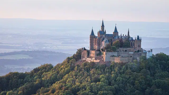 Hohenzollern Castle: A Majestic Fortress in the Swabian Alps 2 castle geda0f96b3 640