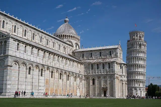 pisa g9922ccbc0 640